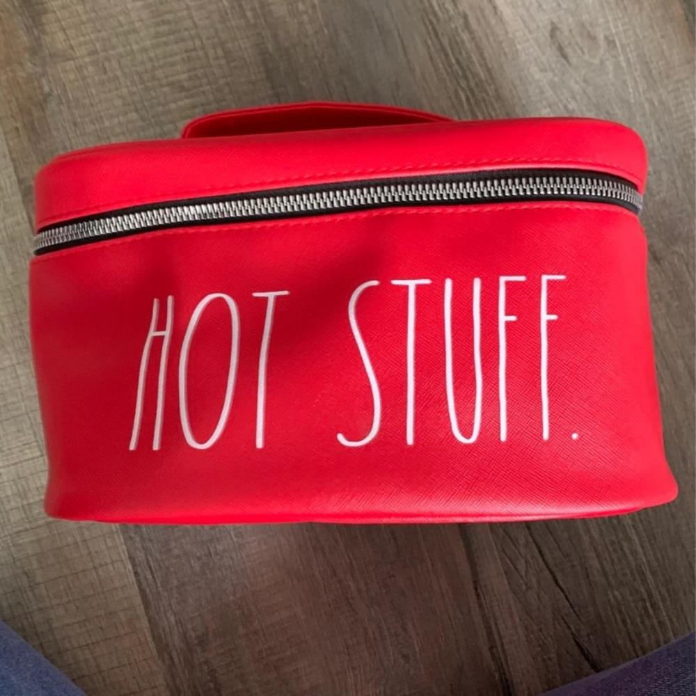 Rae Dunn cosmetic pouch